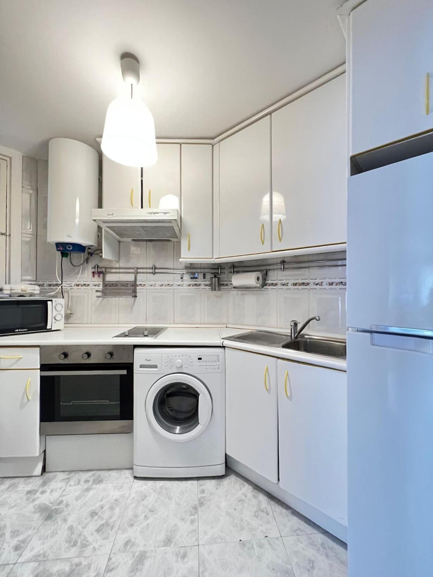 Lovely Studio Con Balconcitos Madrid Extérieur photo